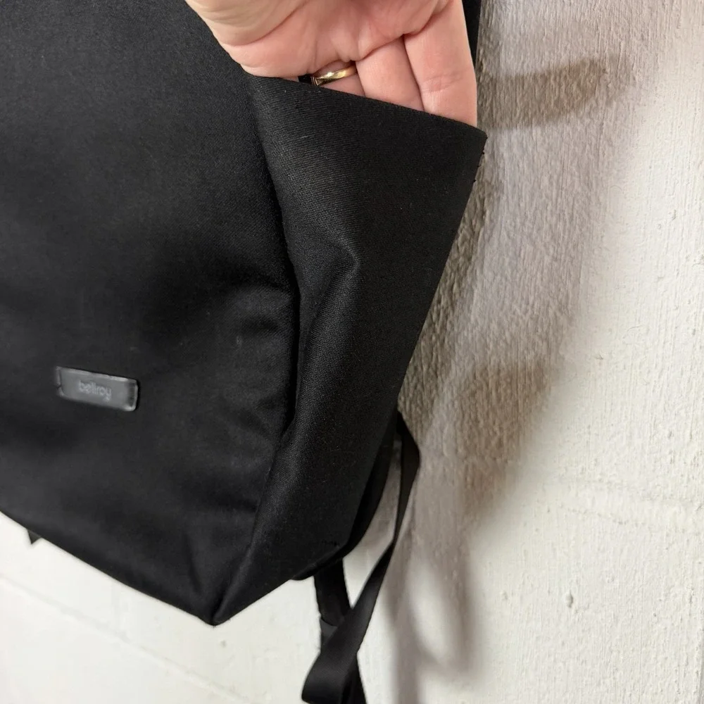 Bellroy Melbourne Backpack Black Laptop 18L Magsnap Closure Travel Work Pockets
